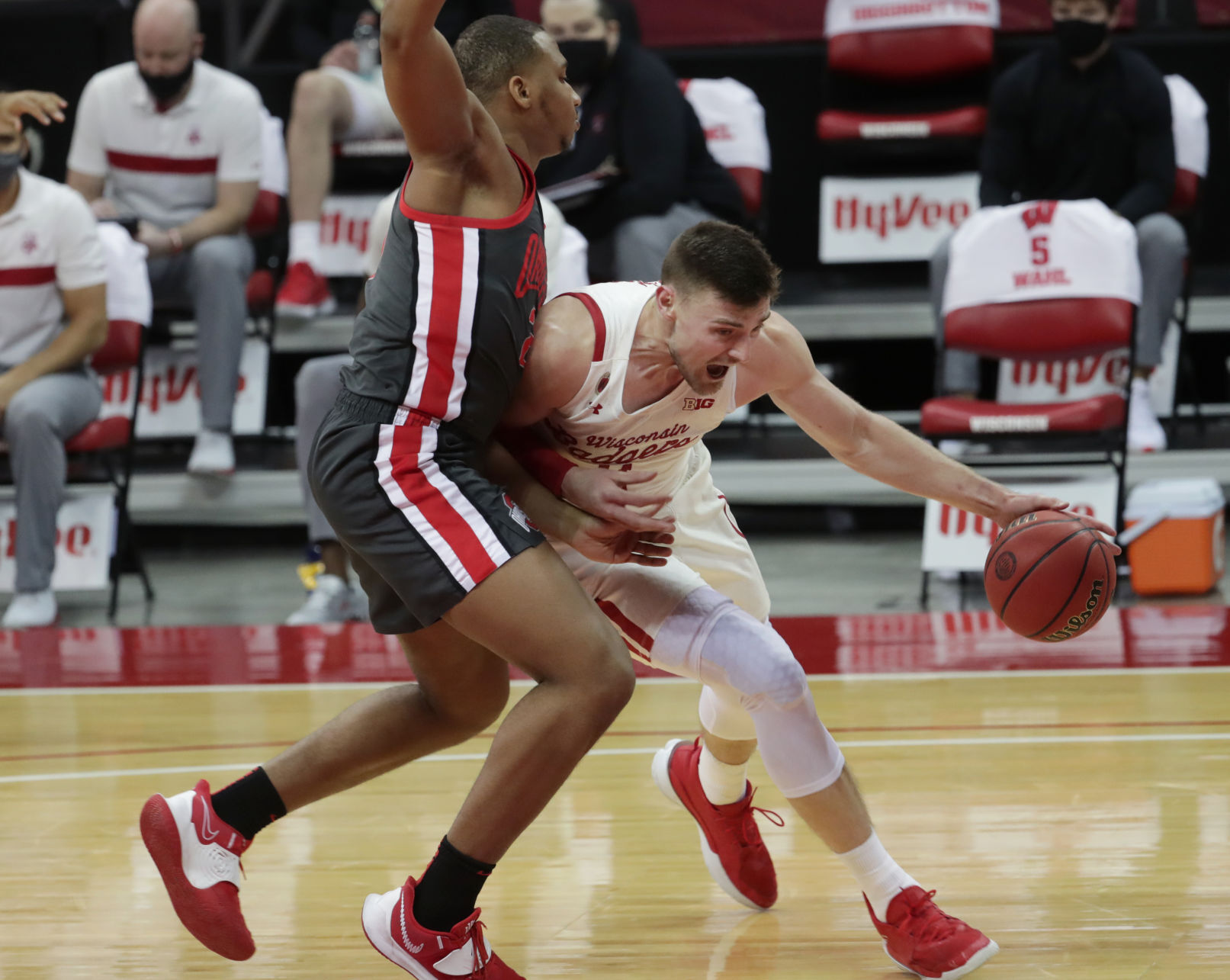 OSU 74, UW 62
